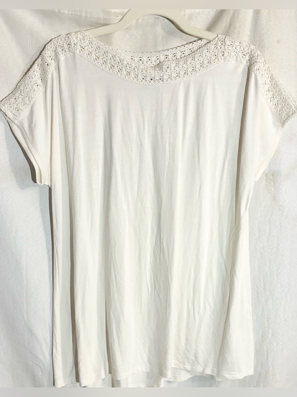 J Jill Cream Crochet Top Shirt Sz M Boat Neck Basic Wardrobe Staple Minimalist
